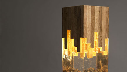 Lampe en bois et résine à LED